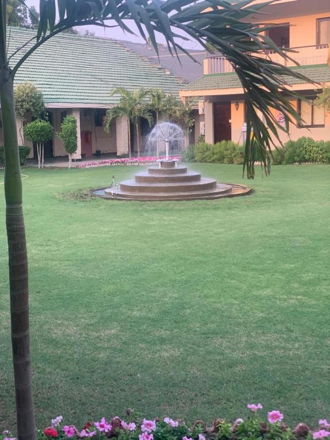 Airport Hotel Karachi Exterior foto